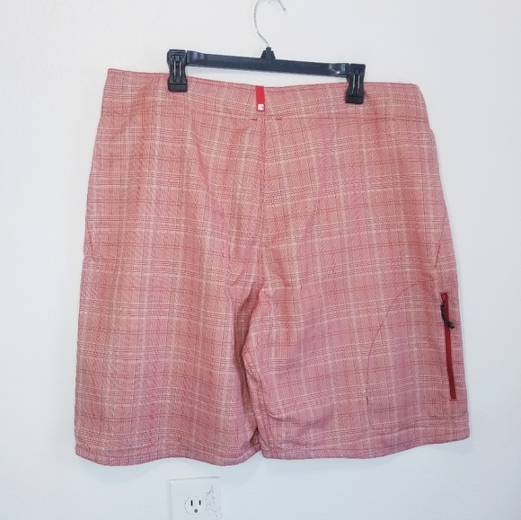 🌸 The North Face | Printed Bermuda Shorts, size 38 - Picture 5 of 10